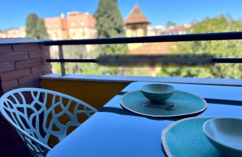 Urban Retreat with Views & Terrace - Foto 41