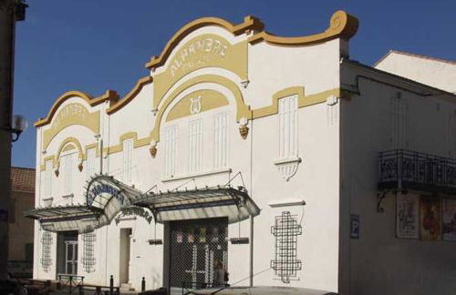 Bas de villa avec jardin piscine clim proche plages calanques - Foto 31