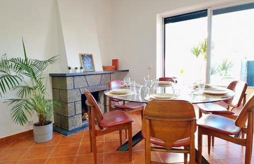 MBird Rosário Family House with Private Jacuzzi - Foto 18