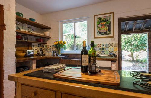 Large family home based at Westerlands Farm - Photo 18