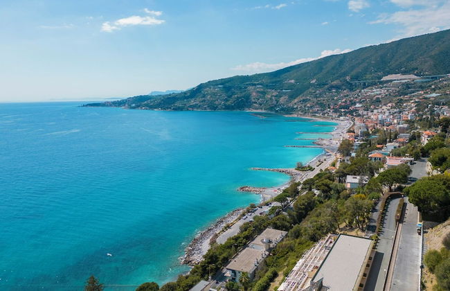 Sky & Sea Apartment by Wonderful Italy - Photo 36