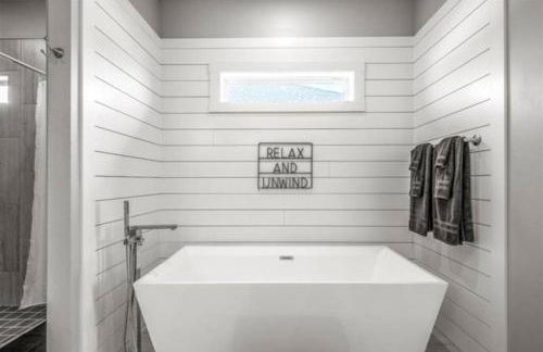 Just Like Home #6: Norman: It's Game Time (campus) - Foto 74