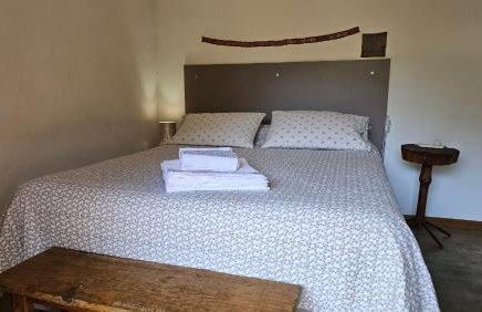 Chalé LuNê Vista para a Montanha , Banheira Imersão Externa e Lareira - Foto 12