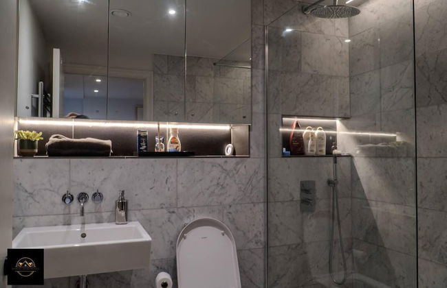 Lovely 3-bed Apartment in Altrincham - Photo 9