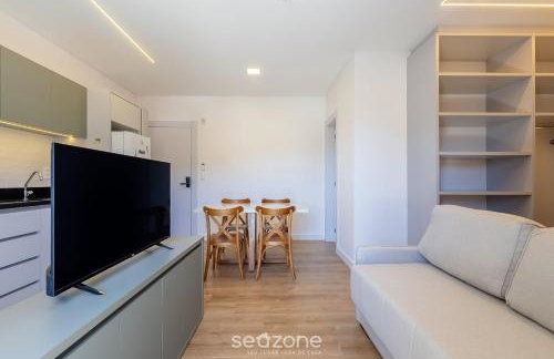 Aptos em prédio com piscina a 180m da Praia em Bombinhas - SFRs - Foto 34