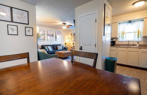 Main Retreat with King Bed in Master and has Garage - Photo 4