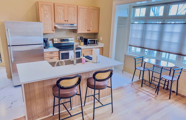 Peach Street Inn by WanderLodges - Photo 21