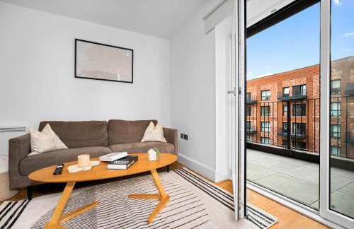 Luxury Apartment - Balcony - City Centre - Fast WiFi - Netflix 403D - Foto 8