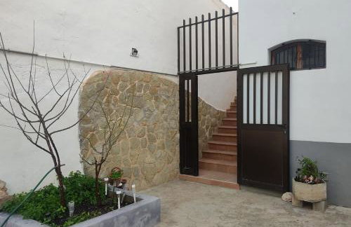 Ana House - Photo 5