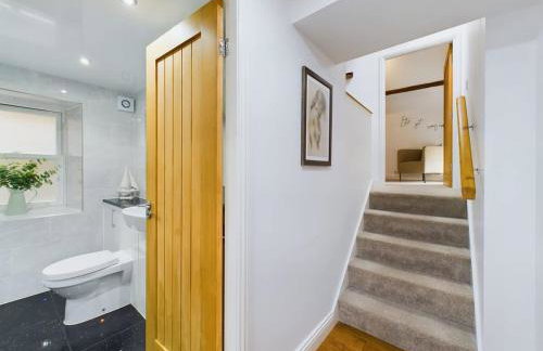 Charming 3 Bedroom Home in the Heart of Stanhope - Photo 25