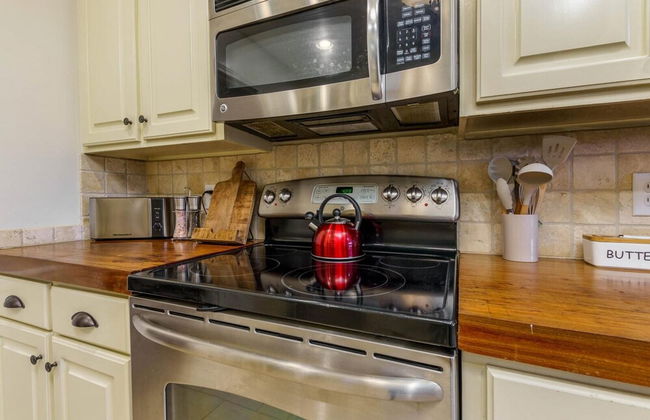 Gorgeous Alabama Home 4 Miles to Stadium Sleeps 8 - Foto 25