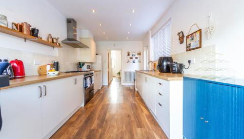 Charming Getaway - 3BR Home in the Heart of Chester - Foto 5