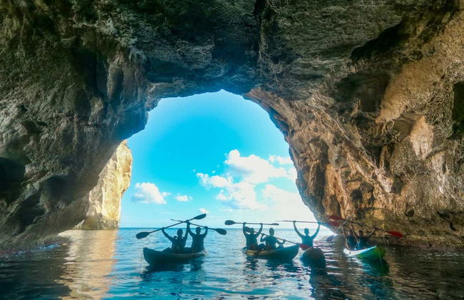 Tour en kayak por las cuevas marinas de Es Canutells - Foto 6