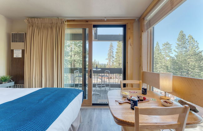 Village Studio by Avantstay Minutes to Lifts - Photo 3