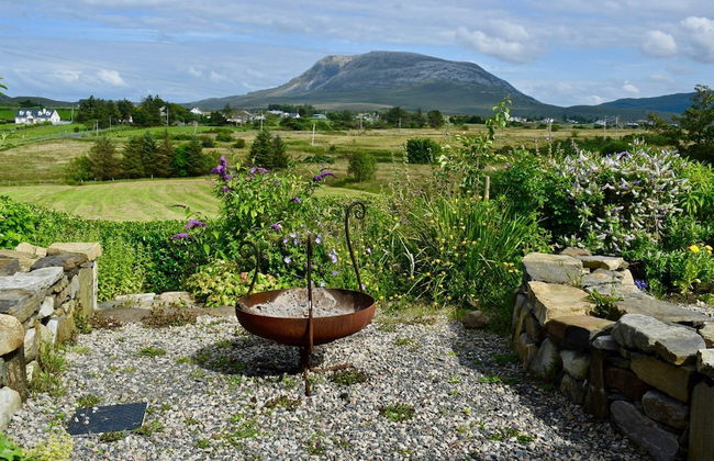 The Song House - Photo 7