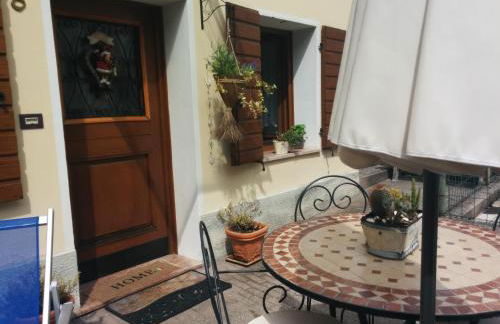 Casetta next to the Creek Dino Buzzati - Photo 35