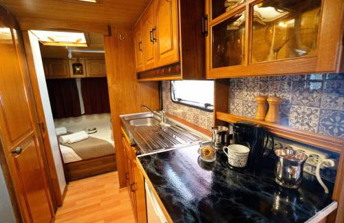 Lemon Garden Camper - Photo 12