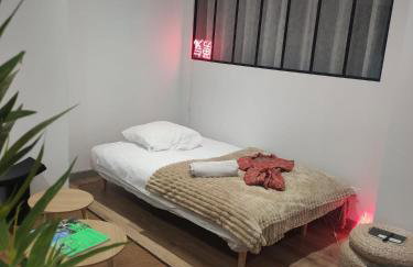 ZenKo Suite -Clim- Balnéo & Sauna privé - Hypercentre - Photo 14