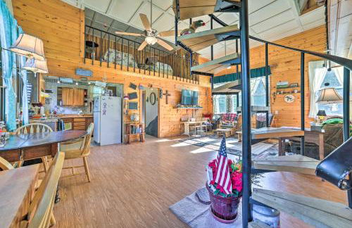 Petoskey Schoolhouse in Countryside Setting! - Foto 8