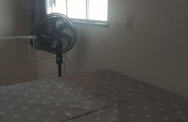 Loft estilo kitnet sem garagem próx Mega atacado da Guaíra - Foto 12