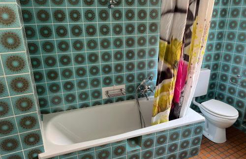 Ferienwohnung mit 4 Betten - Balkon - Küche - Foto 17