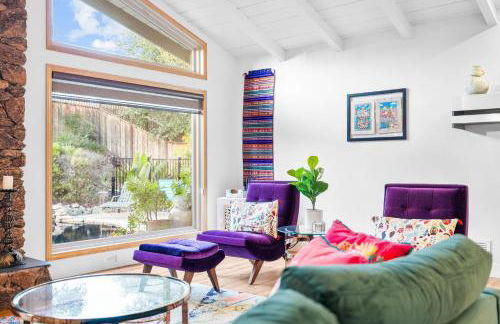 Nature-Inspired Stay with Pool, Fire Pits and More - Foto 33