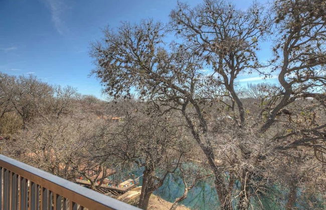 Luxury Riverfront Condo 1 BLK to Schlitterbahn! - Foto 20