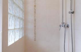 City center, private parking, AC, 6ppl. - Photo 10