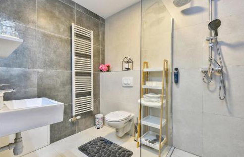Gorgeous Home In Varazdin Breg With Sauna - Foto 35