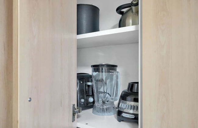 Serene Cozy Retreat with Balcony - Foto 17