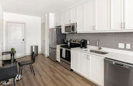 Landing Beautiful 1BD Gym Clubhouse - Foto 9