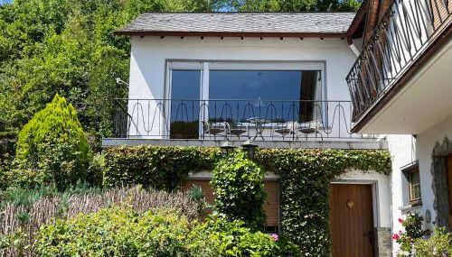 Reis - feine Weine "Am Weingut" - Foto 2