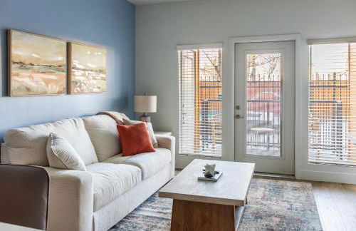 Landing Beautiful 1BD Pool Gym - Foto 1