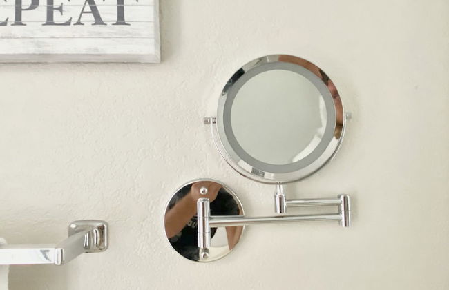 DT Reno - Modern Home Private Patio Workspace - Photo 18