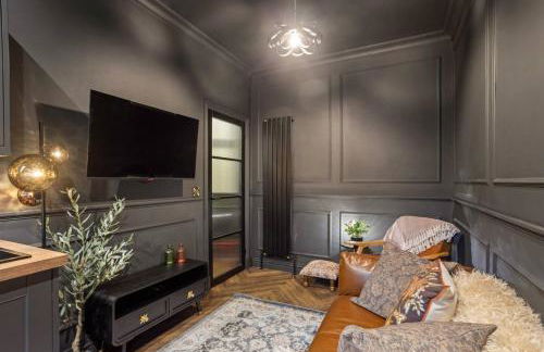 Boutique Studio Near Stirling - Photo 12