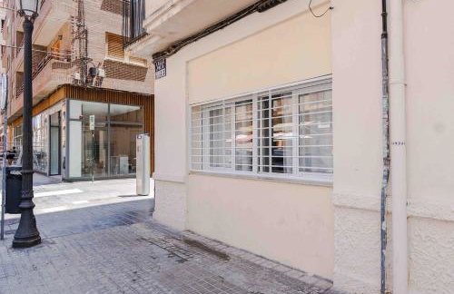 Boutique Loft 1 next to Torres de Serrano - Foto 13