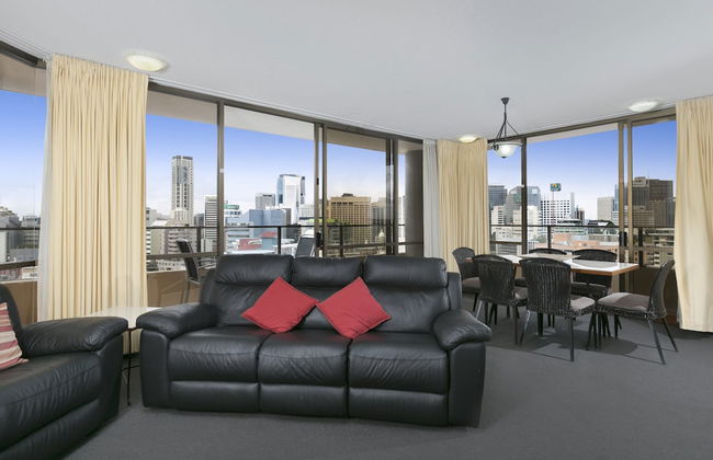 The Summit Apartments - Photo 11