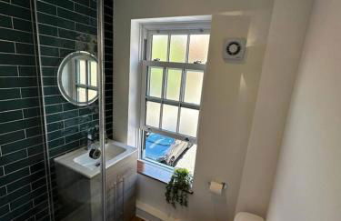 Grammar School Yard Four Bedroom Free Parking - Foto 31