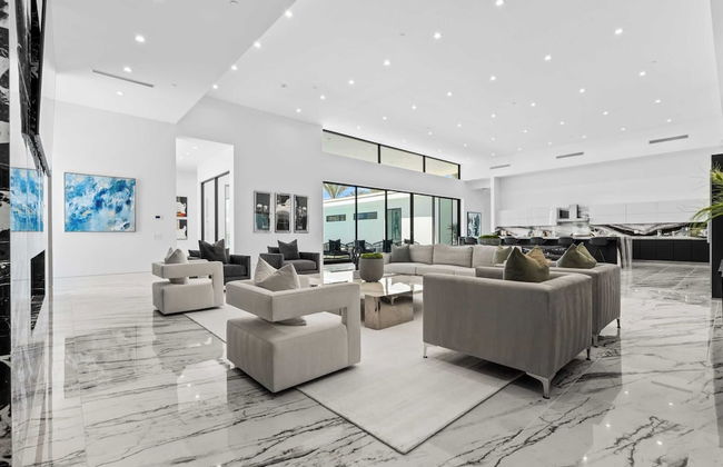 Sleeps 20 Pool, Hot Tub, & Pickleball Stay in Indio Bravo Villa #9 - Foto 25