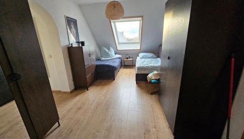 Ideal für Monteure Apartment mit 3 Schlafzimmer für bis zu 6 Personen mit Küche, Waschmaschine, Bad, WiFi, Flat TV usw - Foto 5