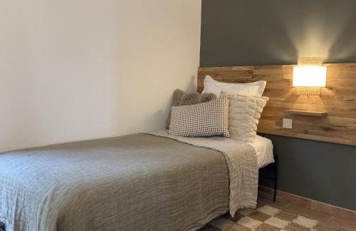 LA PERLE DE PROVENCE-Magnifique Vue CLIM LINGE Golf Saumane 6P Piscine Tennis - Foto 7