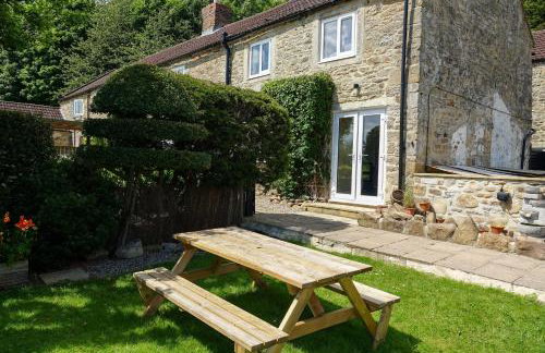 Honeysuckle Cottage - Foto 1