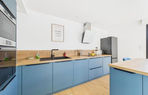 Villa Bel'Odet, appartements modernes au calme, terrasses pour les T2, grand jardin et parking gratuit, à 5 min des plages de Bénodet - Foto 54