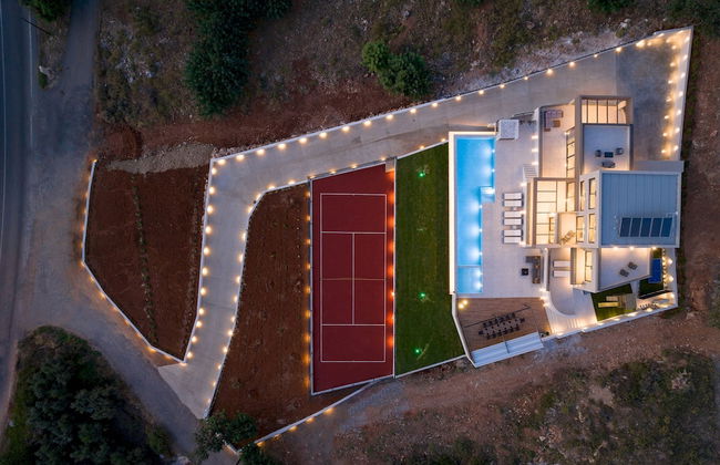 Luxurious Villa Dias With Tennis Court by Estia - Foto 73