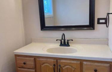 Cozy Cabin By the Slopes - Foto 10