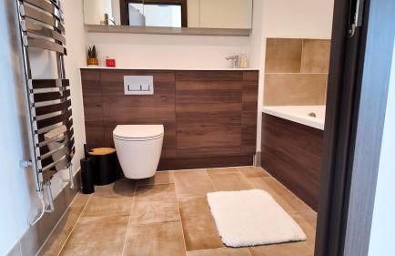 Stylish Essex Apartment, Balcony & Scenic Views - Foto 32