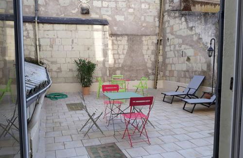 Très grande maison de ville au coeur de Saumur - Foto 15