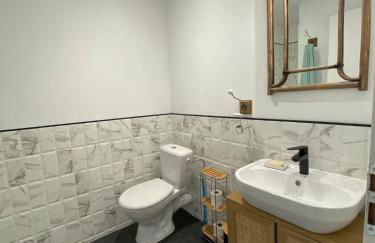 Joli Studio Dépendance Lectoure Intra-muros - Photo 5