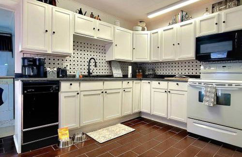 Apple Hill Bungalow, Family and PET Friendly! - Foto 11