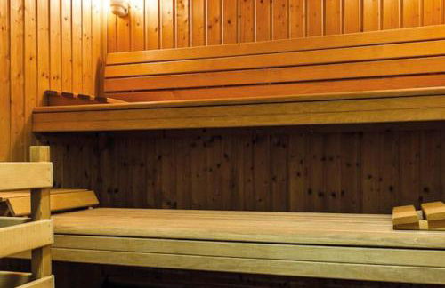 Super Besse chez Sophie 2ch, séjour, wifi, 2tv, rdc, terrasse, parc, piscine, pkg - Foto 25